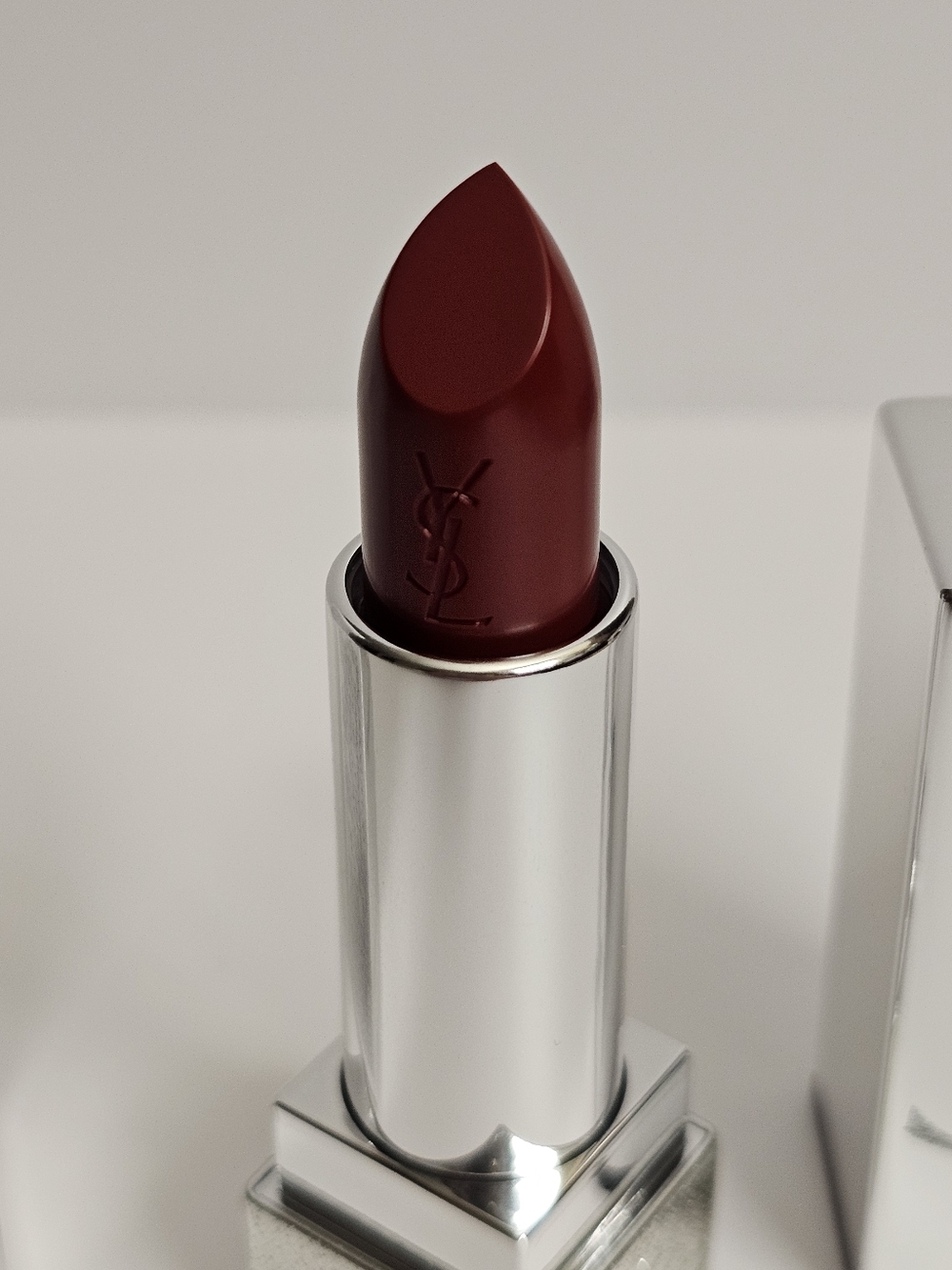 YSL Rouge Pur Couture Lipstick 145 Lost In Marais Zoe Kravitz 3.8g New RARE Red - Picture 2 of 6